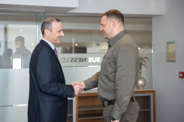 Արմեն Գրիգորյանը հանդիպել է Ուկրաինայի նախագահի աշխատակազմի ղեկավարի հետ