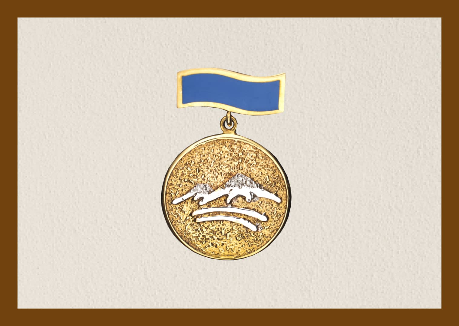 “Ararat” diamond-decked medal