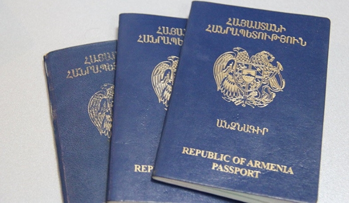 Կապույտ անձնագրերը արցախցիների համար ճամփորդական փաստաթուղթ են, ոչ թե ՀՀ քաղաքացիություն հաստատող